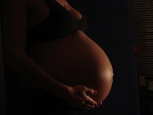 Weniger Schwellung, mehr Wohlbefinden: Kompressionssocken in der Schwangerschaft